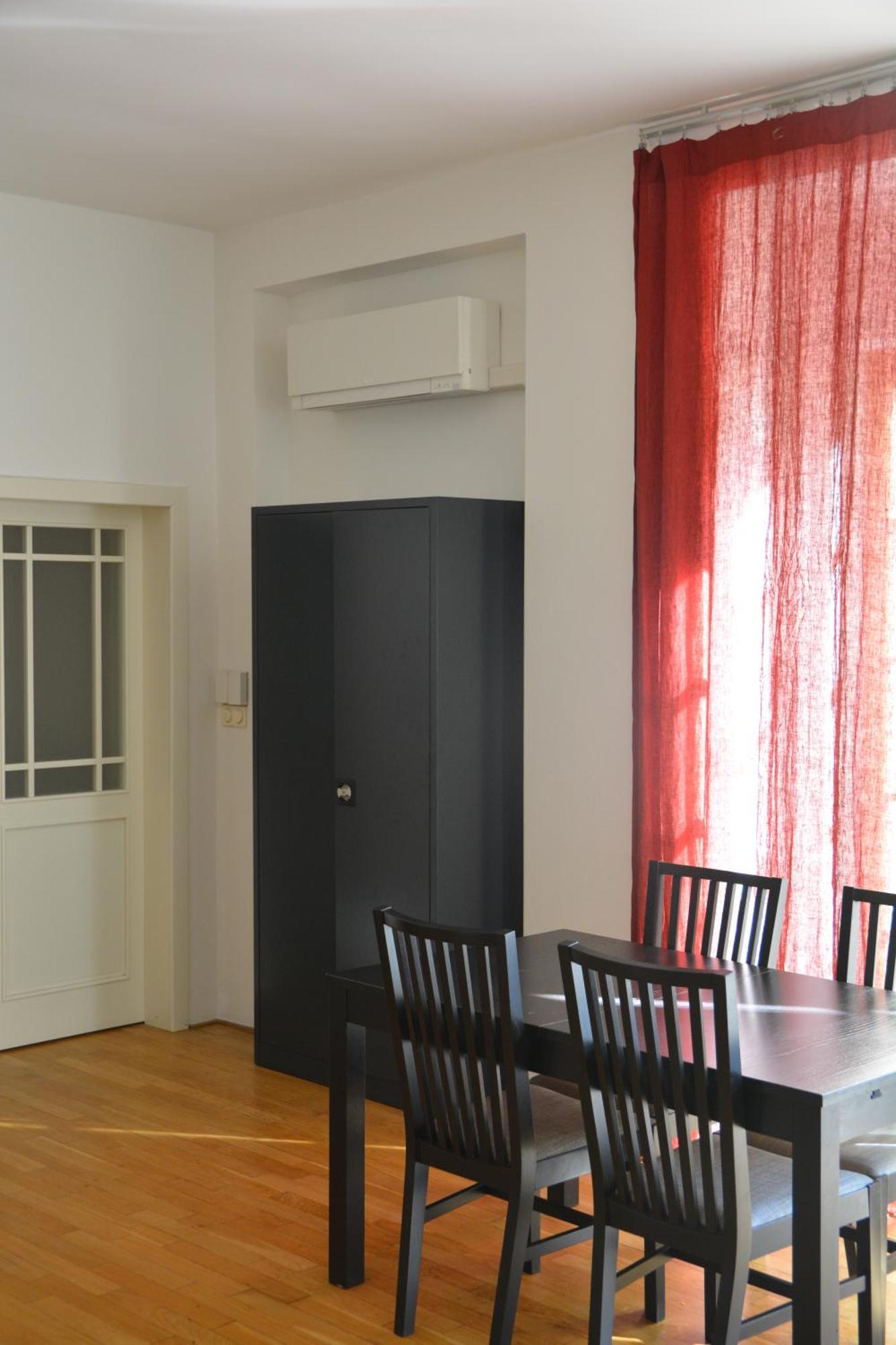 City Centre Garden Apartment With Parking Prague Exterior photo